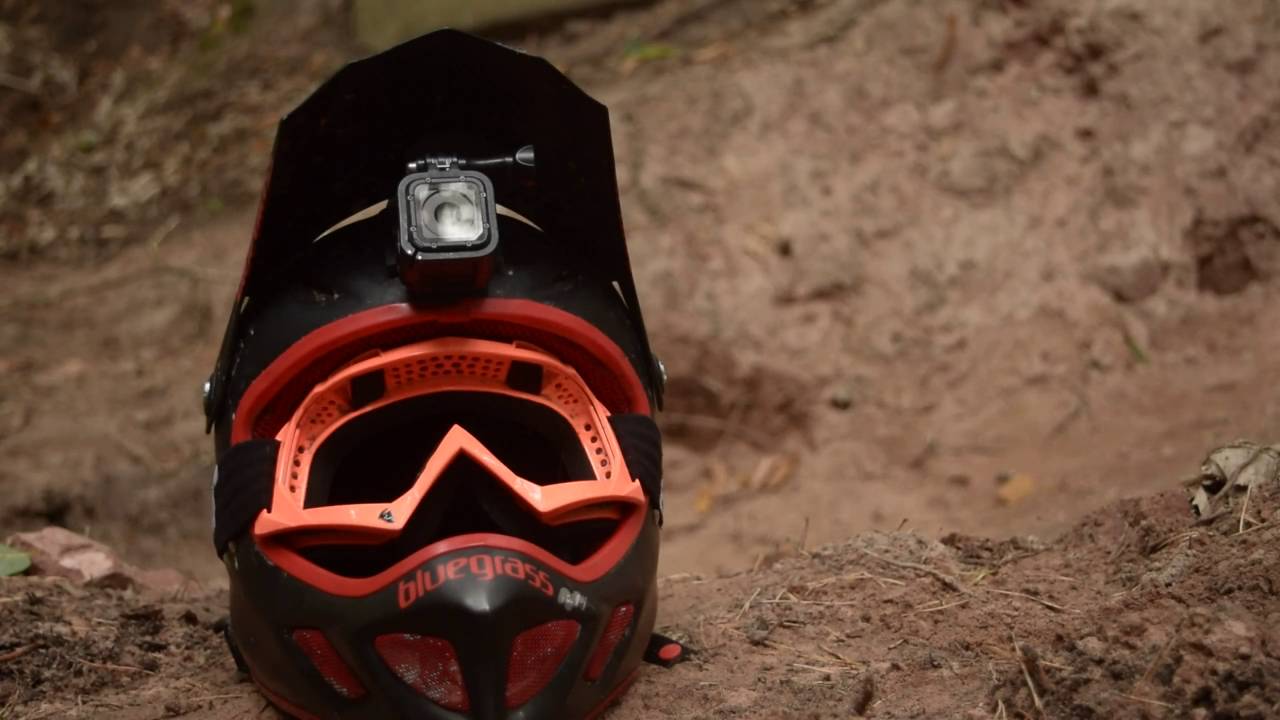 GOPRO HERO5 black vs HERO4 session - 1440p 30fps  [ mountain bike POV dark forest ] - subtitled -