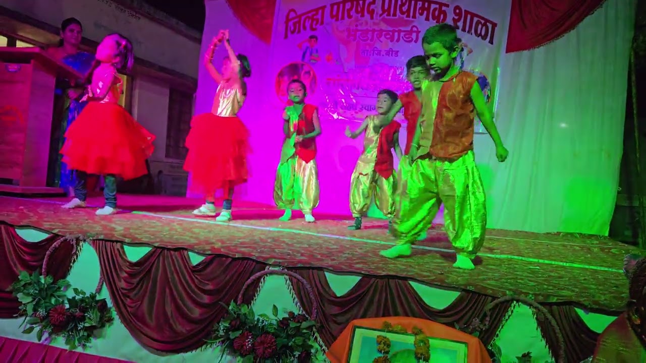 अग्गोबाई ढग्गोबाई डान्स 🤩🤩