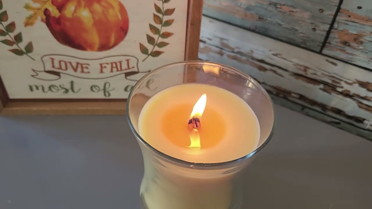 Relaxing Video of Candle with Music