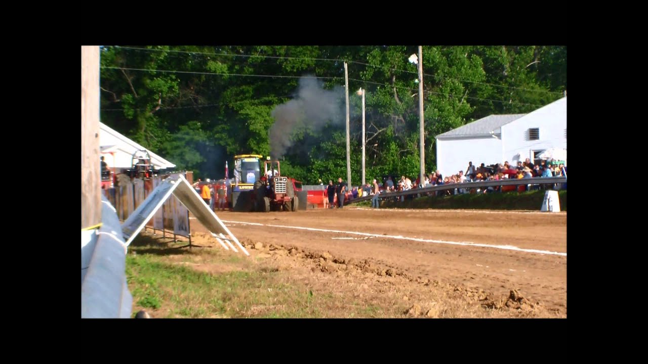 Tampico Tractor Pull 2014