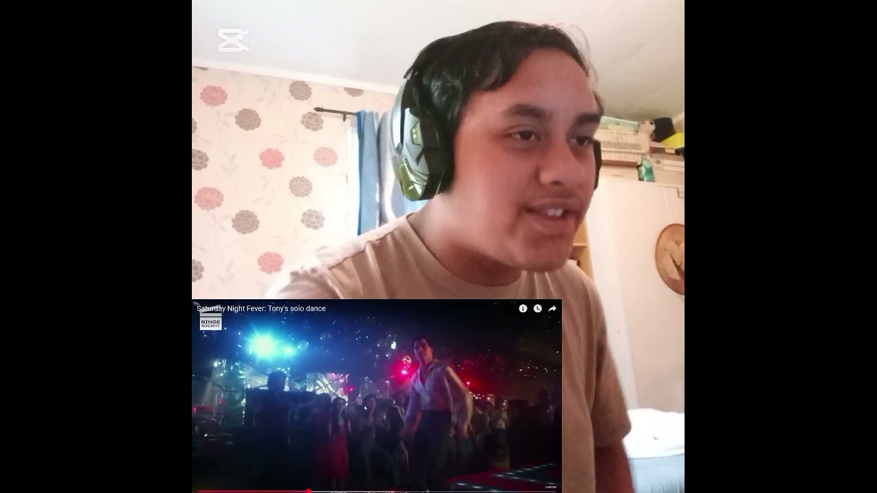 Reacting to Saturday night fever!! John Travoltas solo dance!! Goovy moves!!