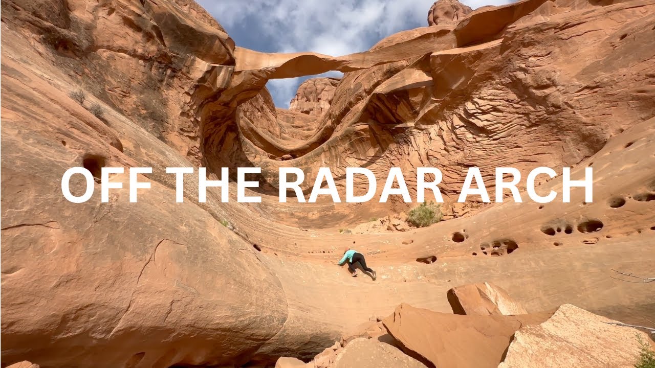 Hike to Ring Arch  // Arches National Park, Moab Utah