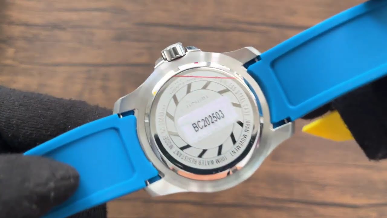 " Reloj Invicta 36610 Azul – Elegancia que Resalta"