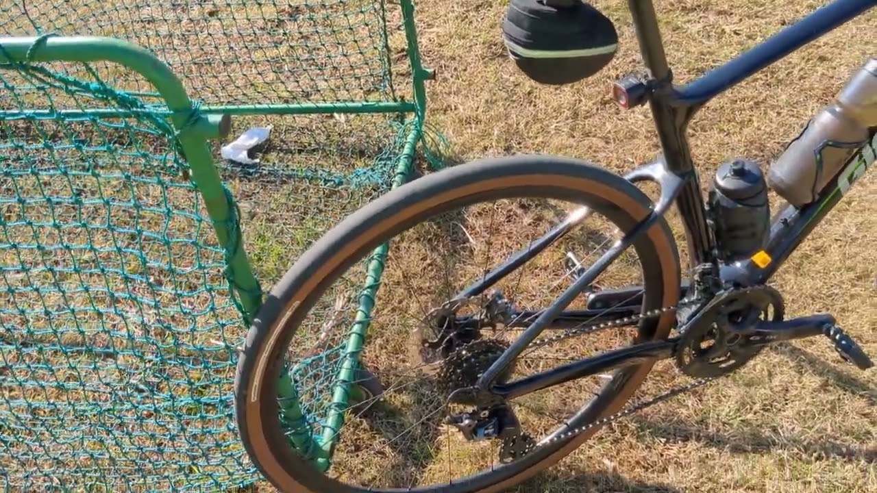 ¿Los neumáticos 35c de grosor son los ideales para gravel y asfalto?