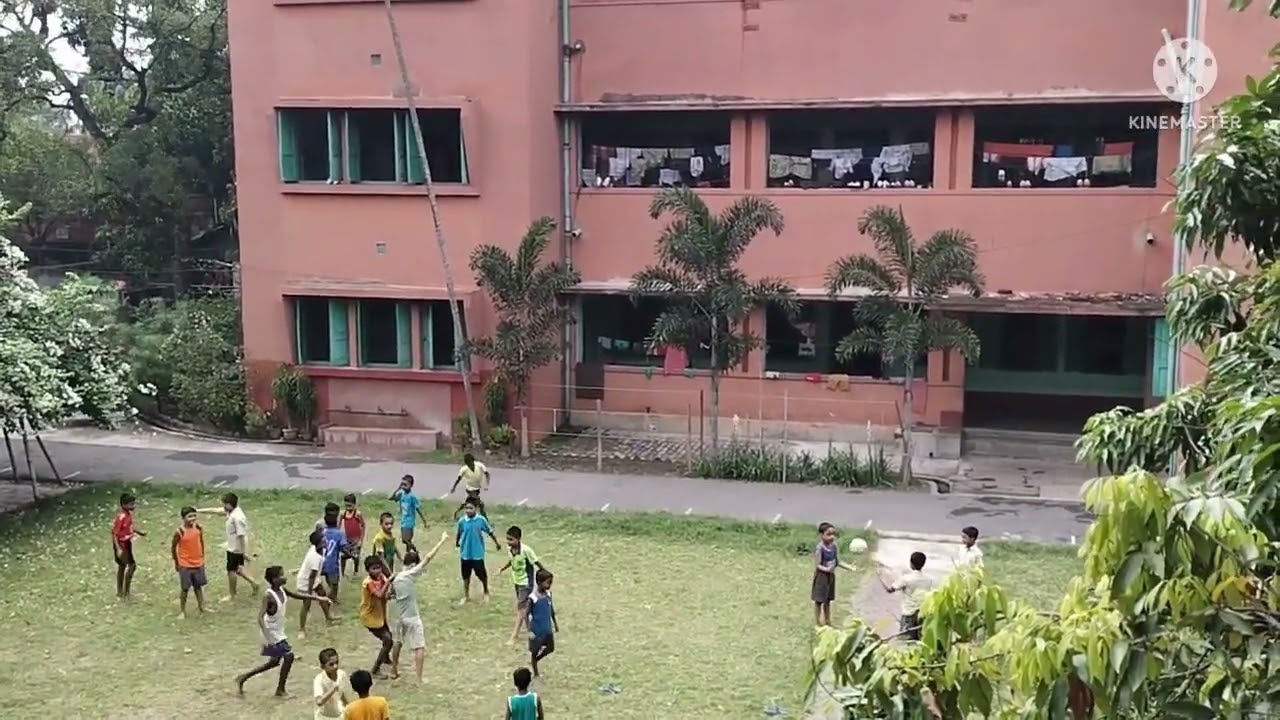 রামকৃষ্ণ মিশন বালক আশ্রম রহড়া ছাত্রদের আনন্দমুখর সময়// By Swami Jitasangananda.