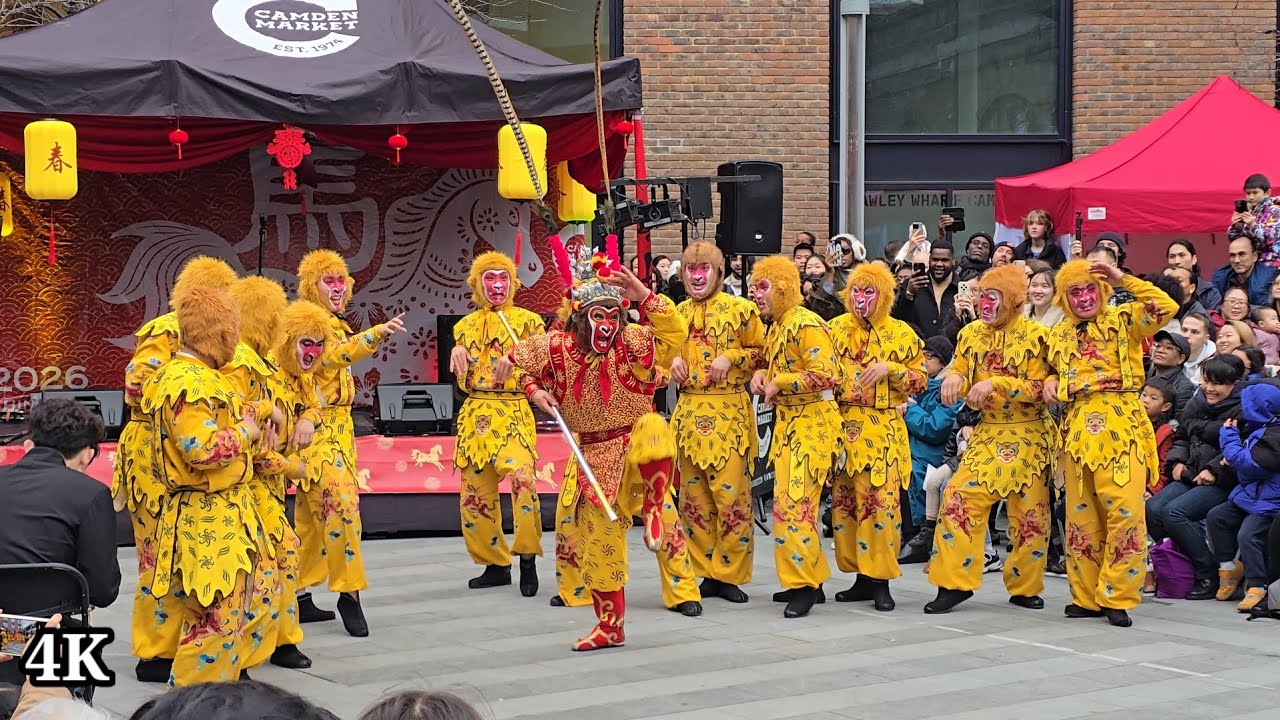 “Chinese New Year in London 🐉🧧 The Biggest Celebration Outside Asia!”不敢相信这是伦敦！中国新年现场气氛太疯狂了 😍 (4K)