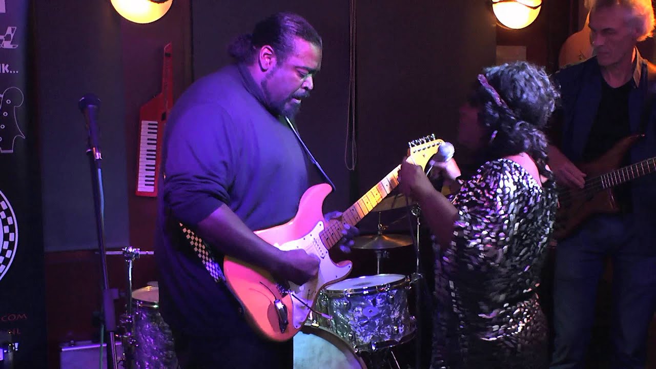 Diedra The Blues Diva - Cafe 