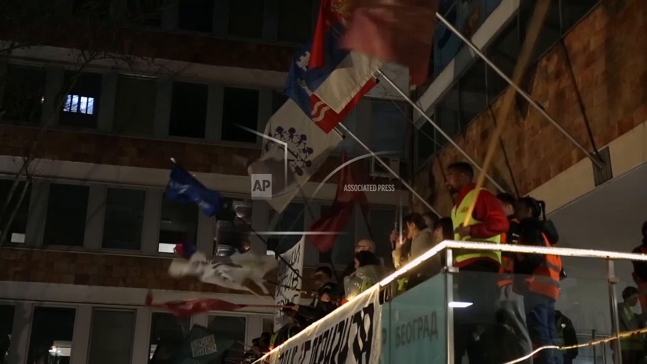 Serbian students' blockage of public TV station building in Belgrade continues into night