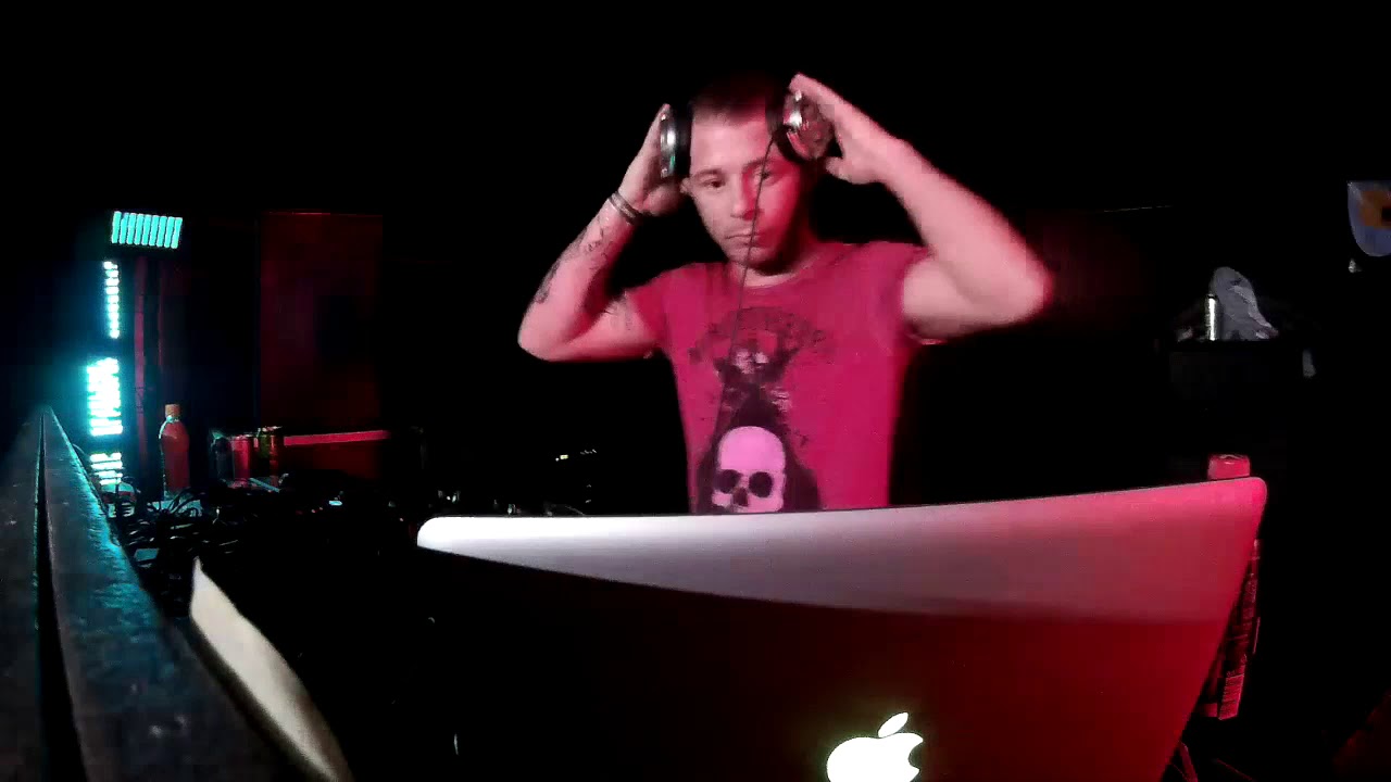 Miquelito - Live @ CLASSIC TECHNO vs HARDGROOVE @ Supersonic