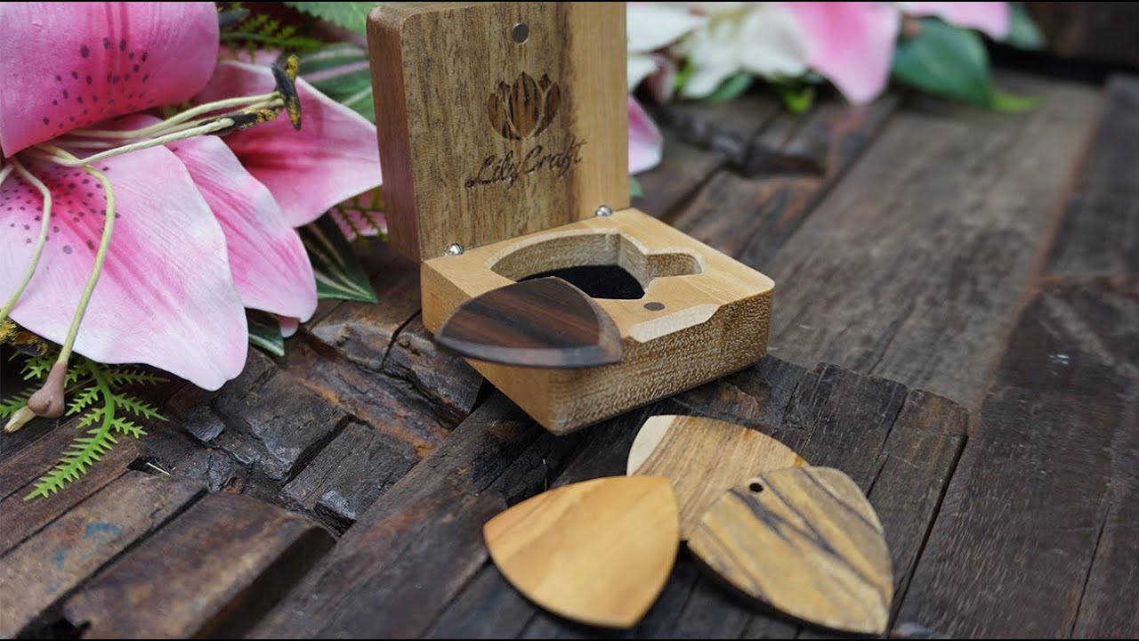 Making Wooden Guitar Picks with a CNC Router - Using vaccuum workholding