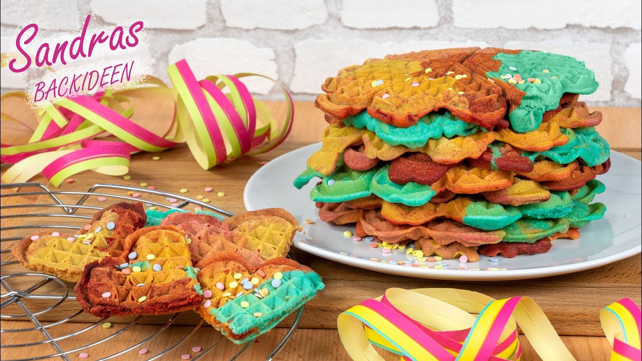 Bunte Waffeln zum Fasching / Regenbogenwaffeln / Waffeln selbst backen - locker und leicht / Rezept