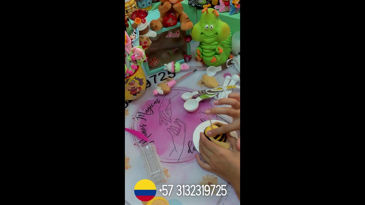 Osito Abejita  porcelanicron / Porcelana Fria !