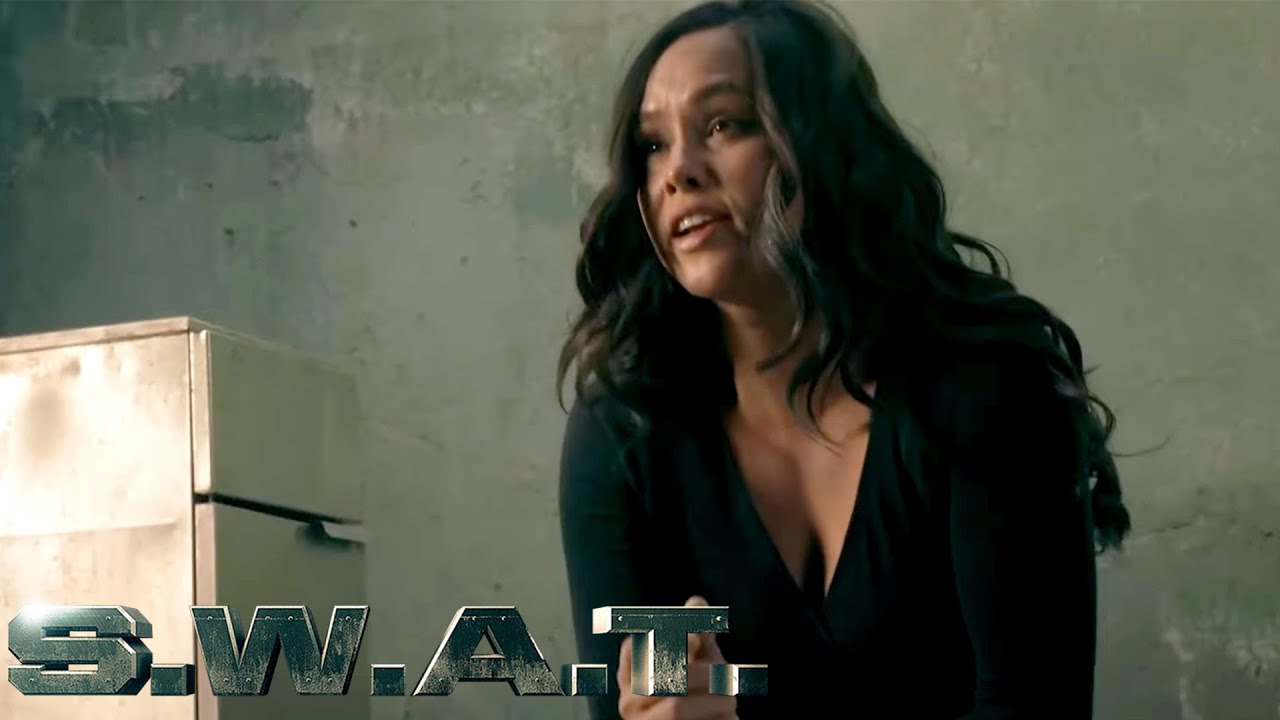 S.W.A.T. | Powell Escapes Her Captor