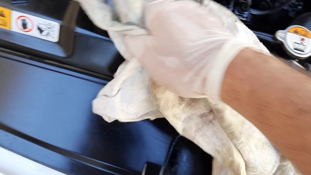 تنظيف محرك السيارة بواسطة W40