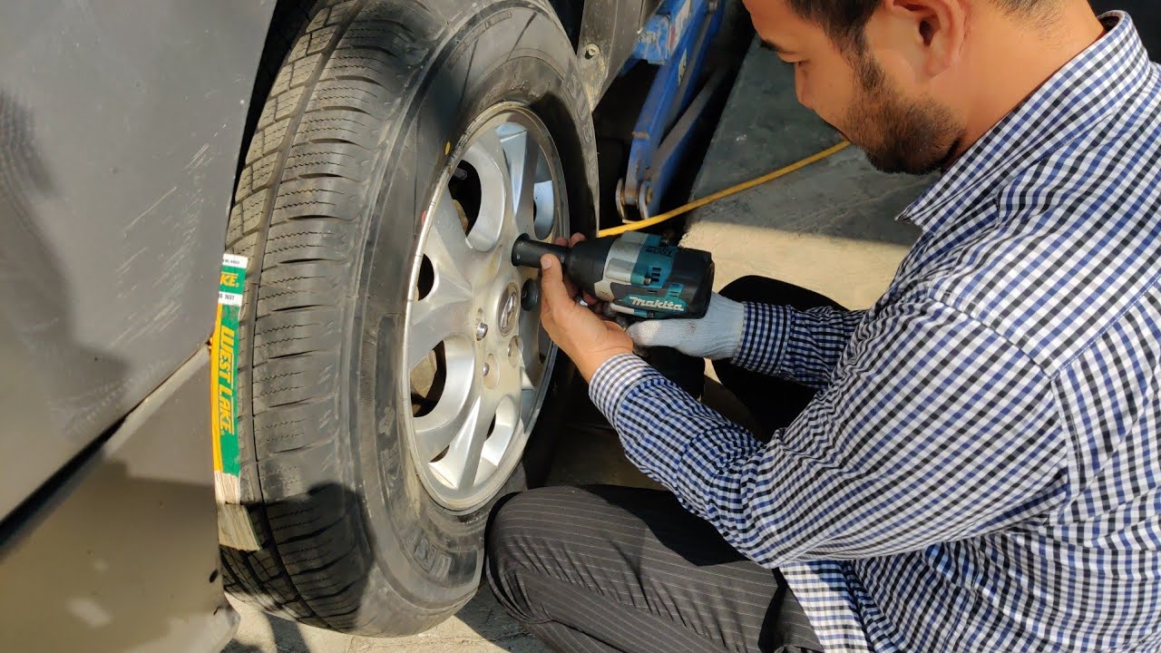 Tyres Shop Testing Makita DTW700 - Very Strong