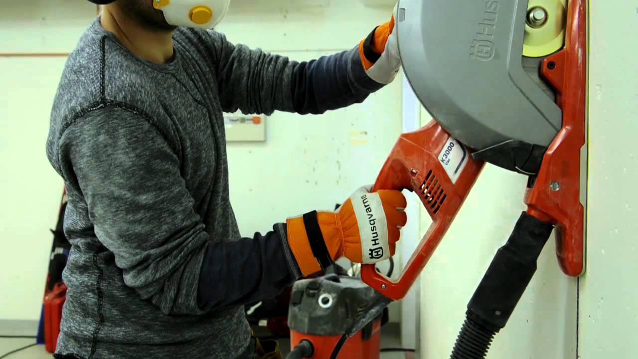 Husqvarna K 3000 Vac and DC 1400 - Cutting a concrete wall