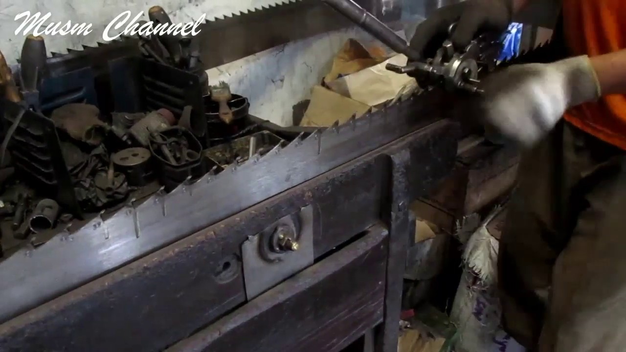 Proses buka mata gergaji sebelum di kasih baja - Swage mata gergaji sawmill