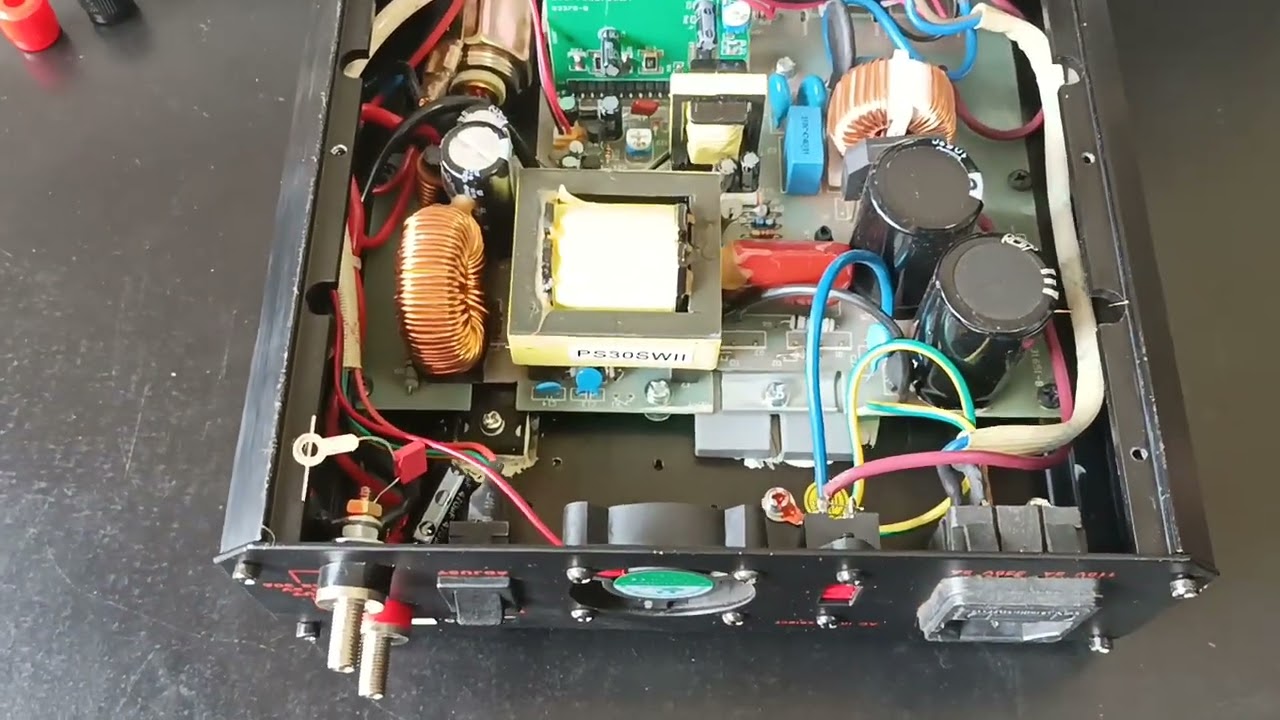 Fuente VOYAGE VF30SWII