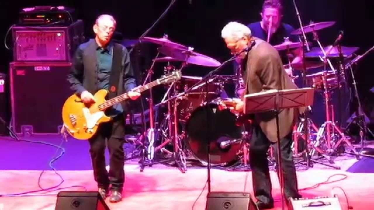 Hot Tuna - Bowlegged Woman, Knock Kneed Man