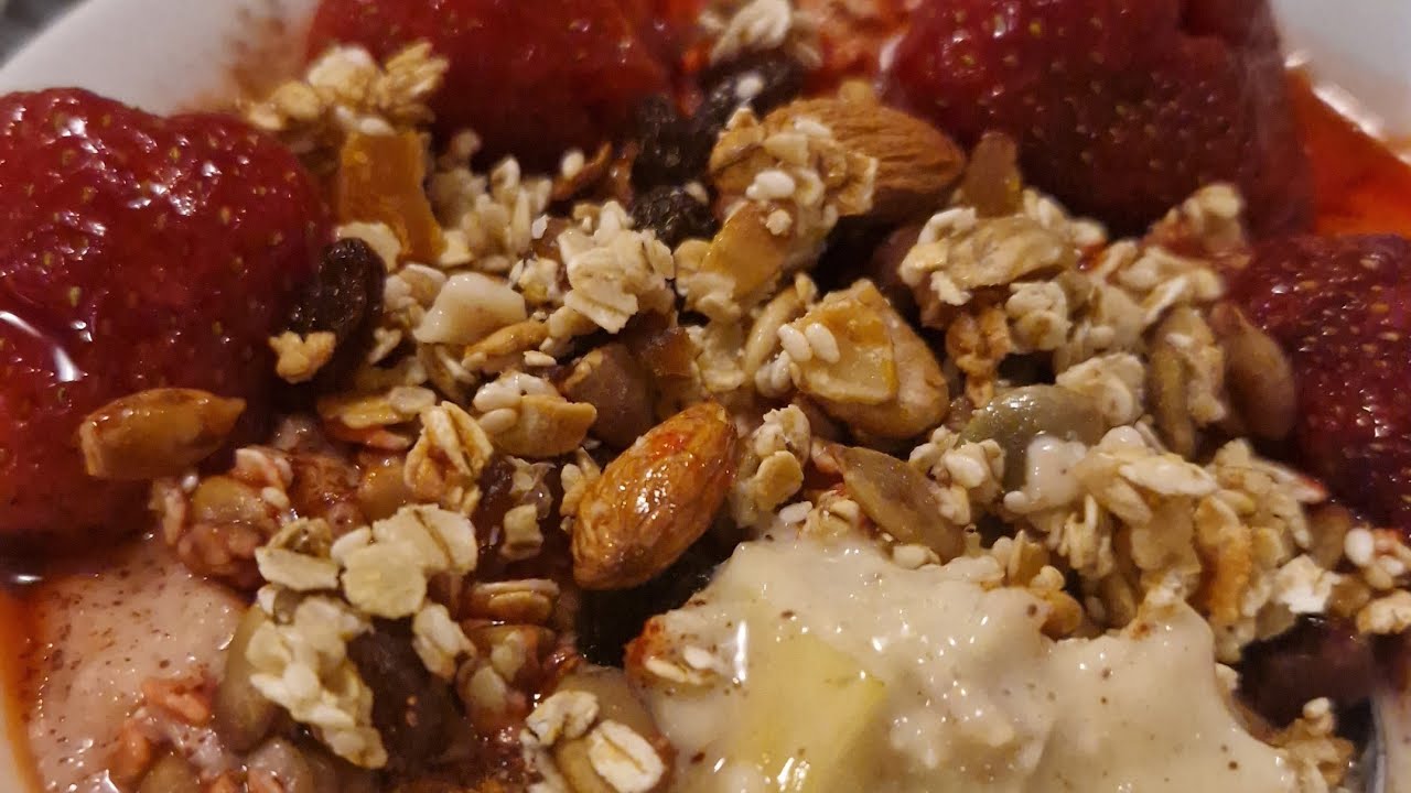 Perfect Homemade Granola for Breakfast