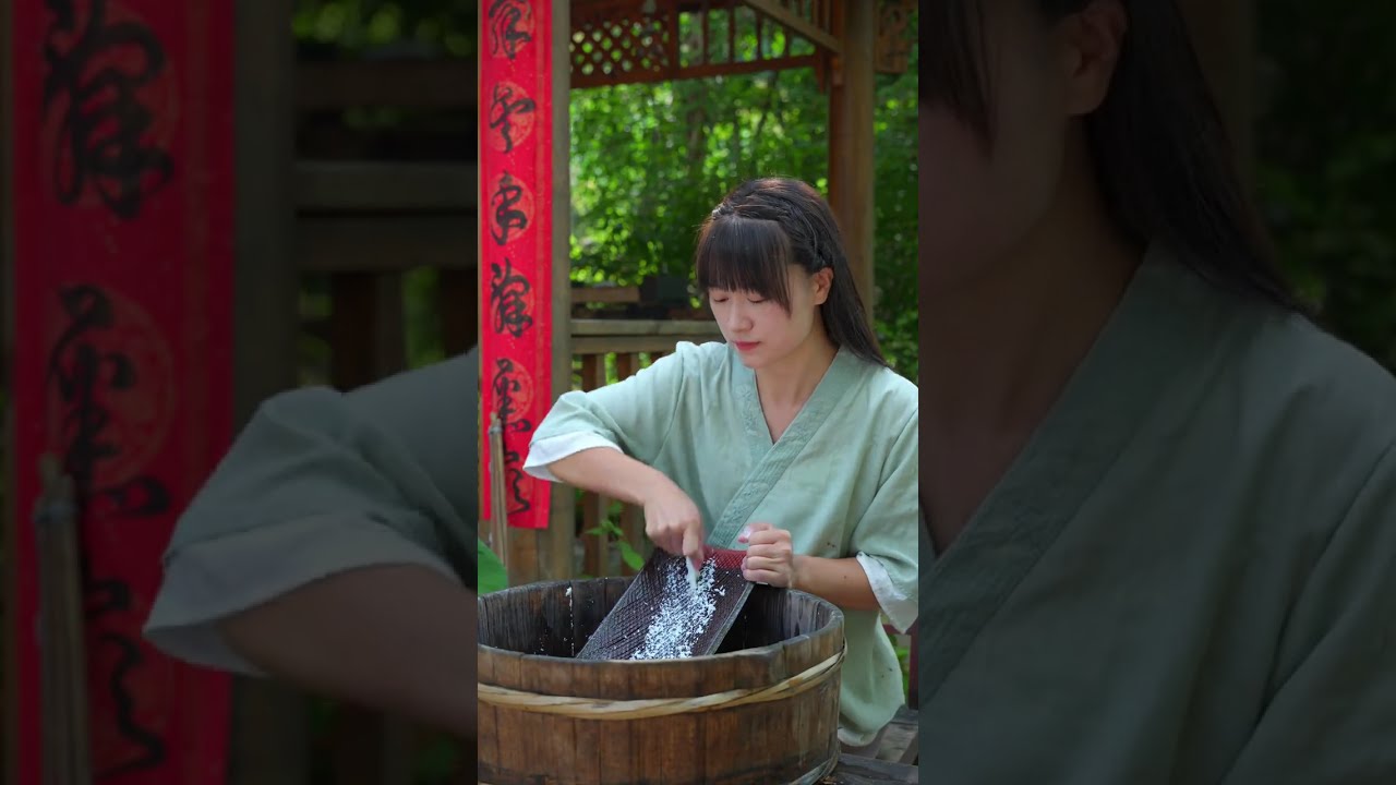 Mugwort Silk Soap Gives You SILKY Skin Naturally!