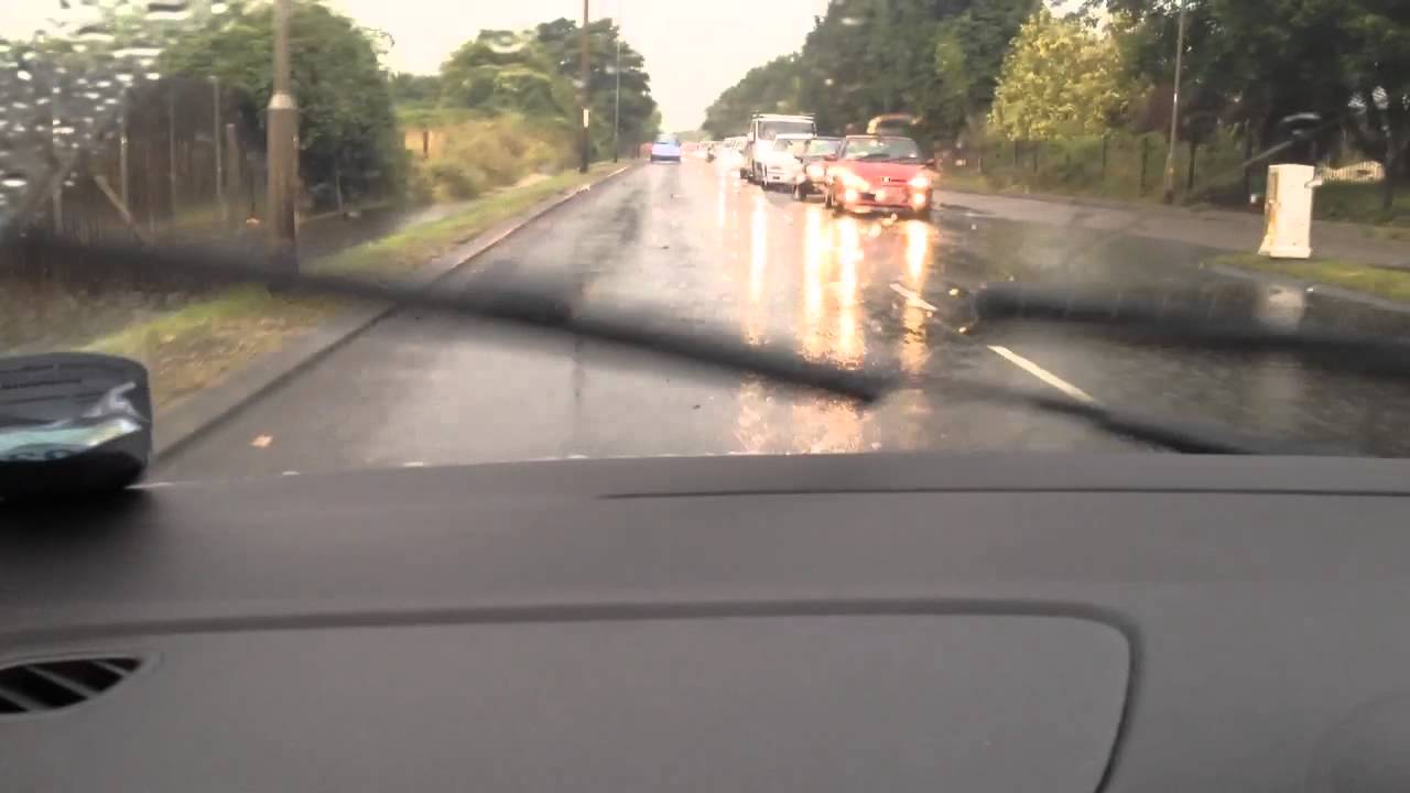 Driving through Canvey Island flood - Part 2