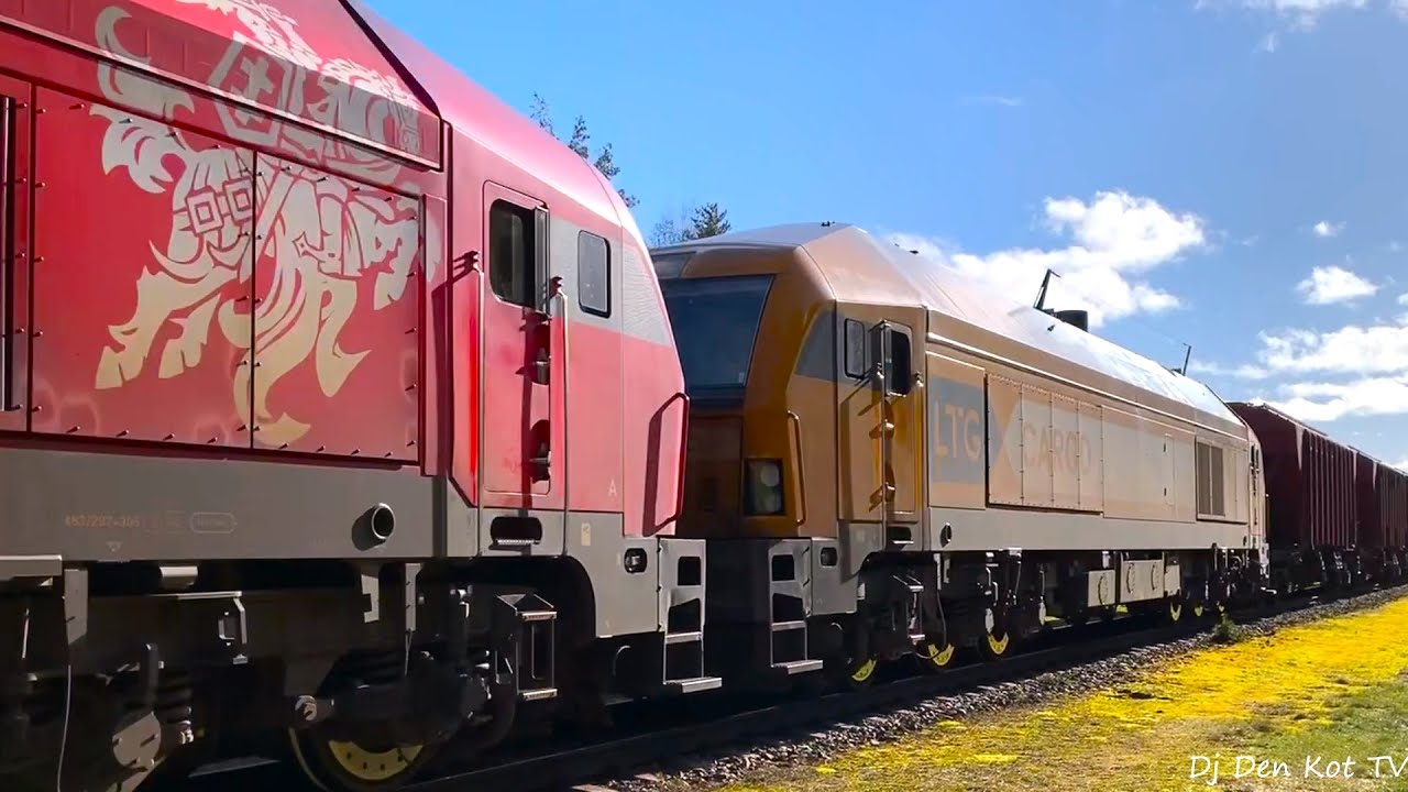 Siemens ER20CF-033+036 with a freight train in Giruliai (Lithuania)