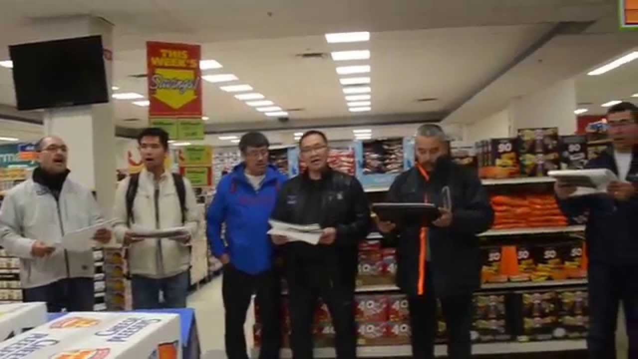 Qissiat Flashmob Iqaluit Northmart