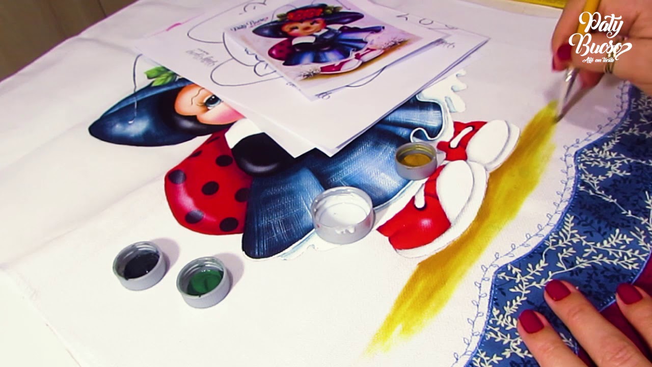 Joaninha de jeans e pintura de graminha