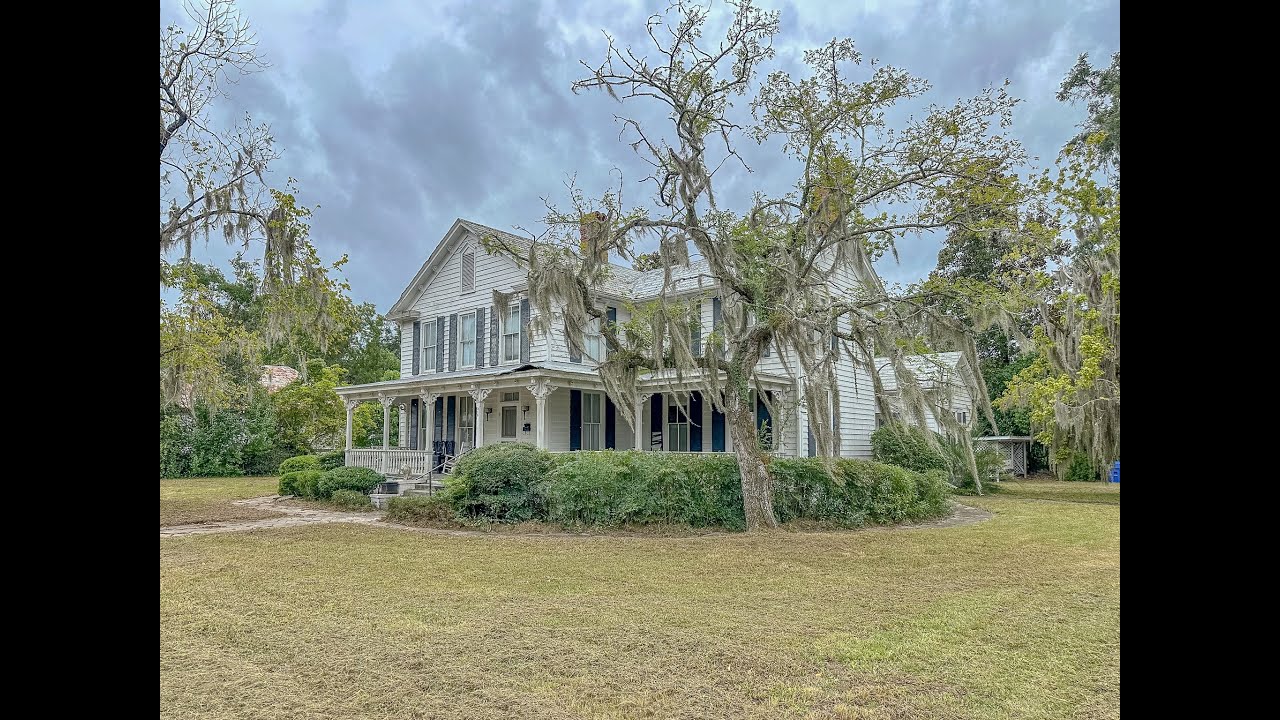 Home for Sale | 318 E Plum Street | Jesup, GA 31546