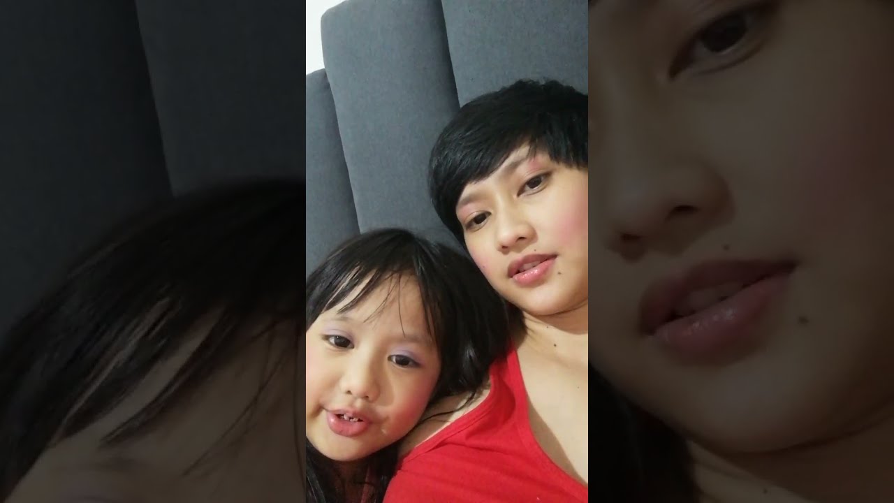 Flex ng make up niya! 😂