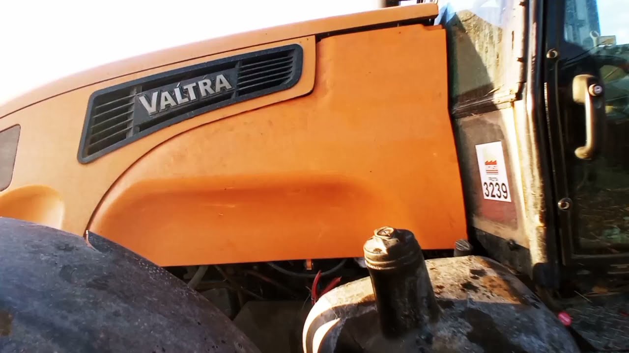 Como operar o BH200 da valtra.