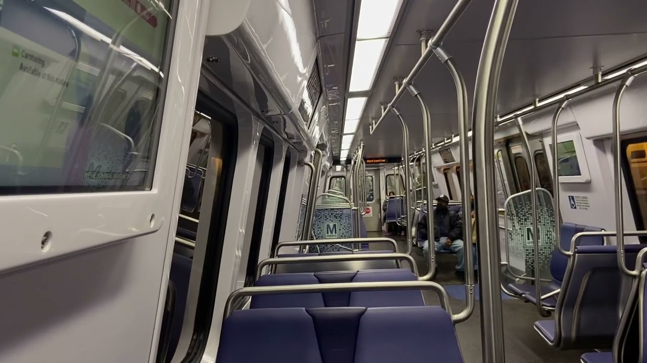 Washington Metrorail | 7000-Series Red Line Onboard Ride - South Station to Metro Center