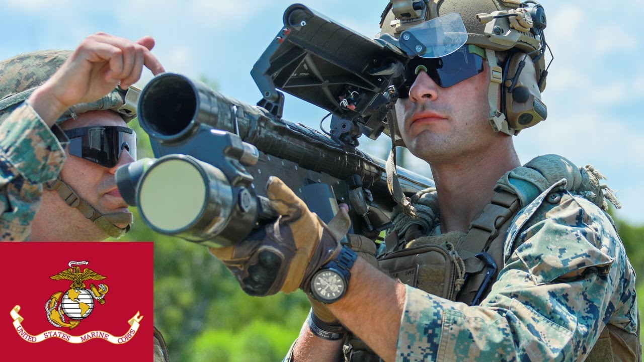Piechota morska USA strzela pociskami FIM-92 Stinger podczas ćwiczeń.