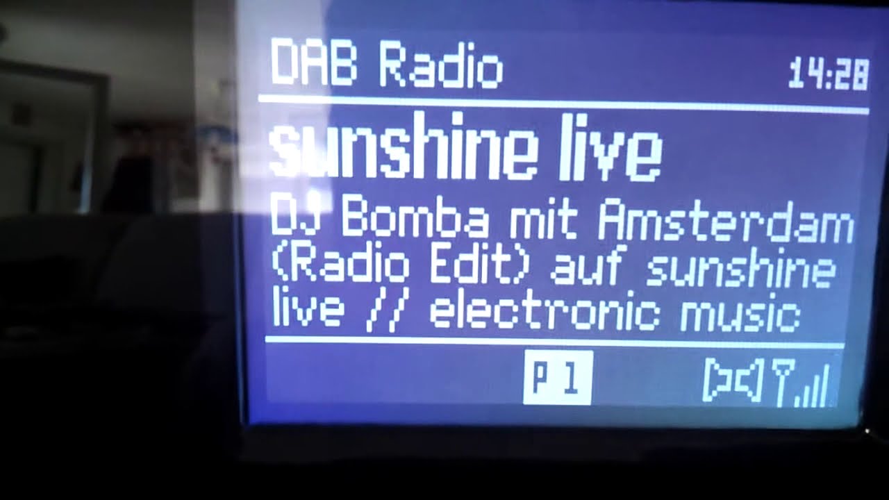 GRUNDIG COSMOPOLIT 3F WEB // DAB+  INTERNET  RADIO