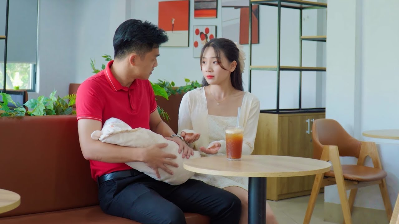 Chủ Tịch Bế Con Đi Xem Mắt Gặp Được Ý Trung Nhân Ai Ngờ Bị Từ Chối Thẳng Thừng Và Cái Kết - Tập 1562