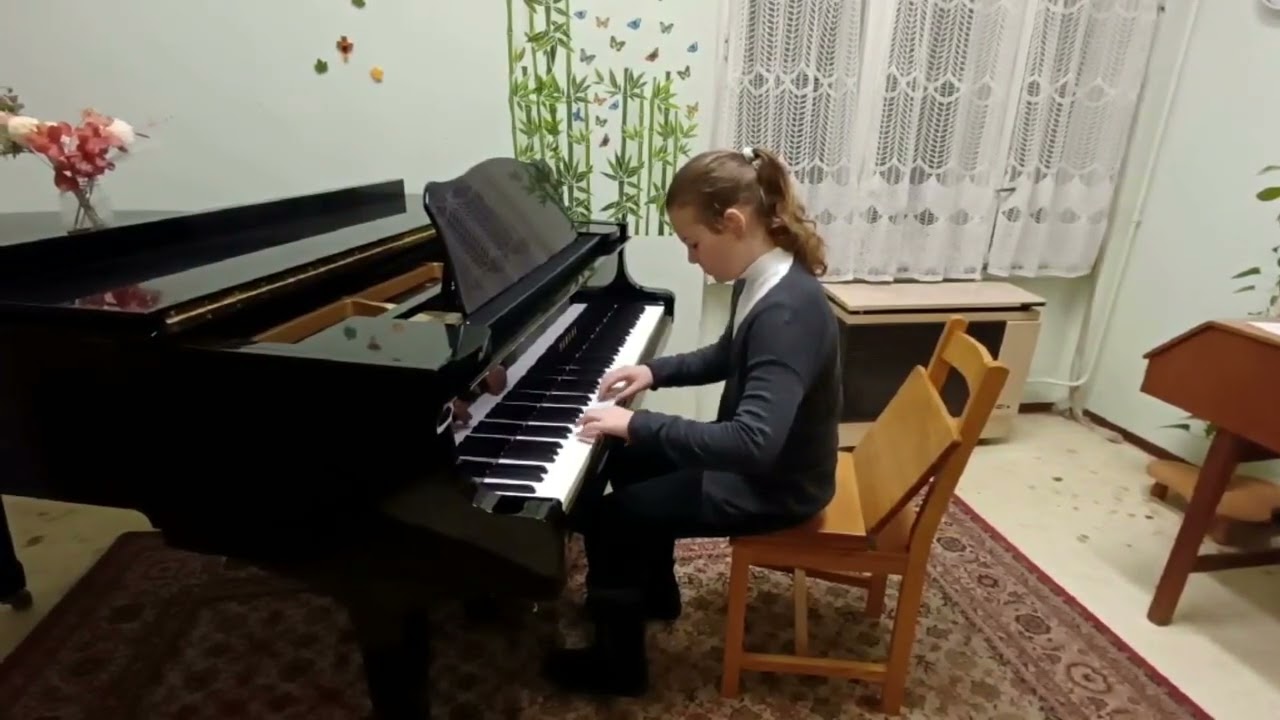 Ari - Bencses Anikó - A kacsalábon forgó palota, Szokolay - Szonatina 1. tétel
