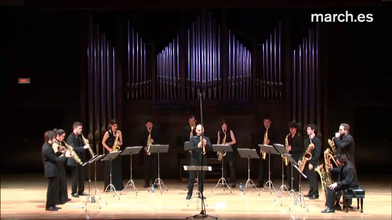 Mariano García plays khachaturian 1st mov.