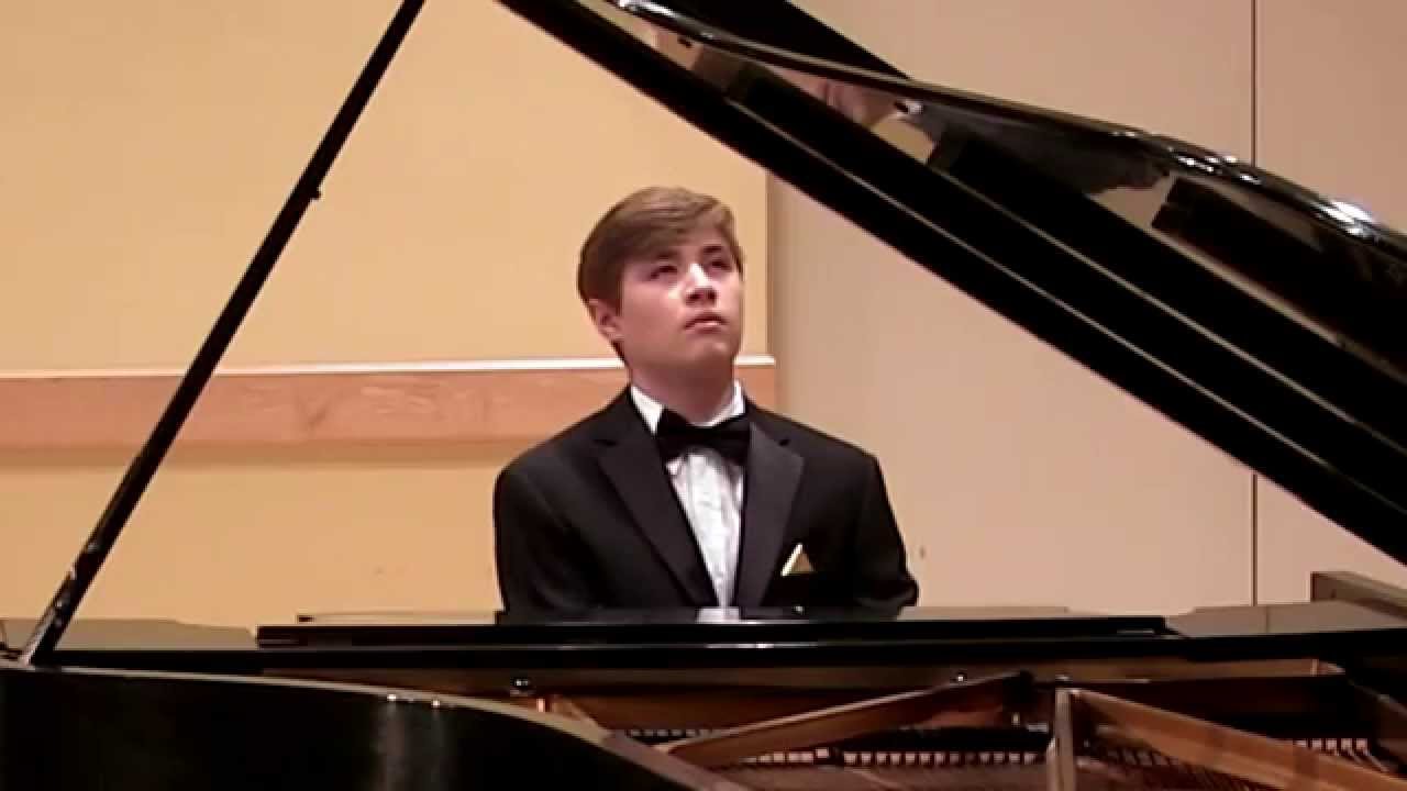 Sasha plays Liszt Hungarian Rhapsody No. 2