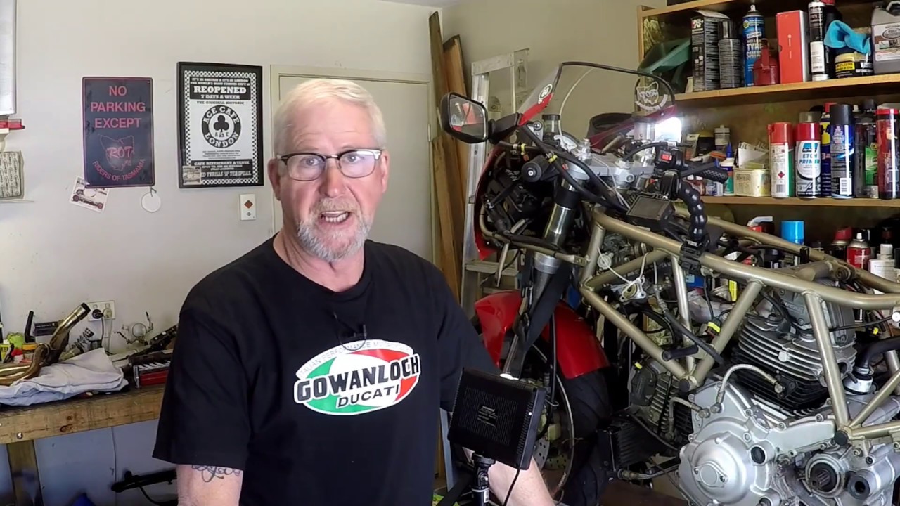 DUCATI 900SS Ep3 - Engine out