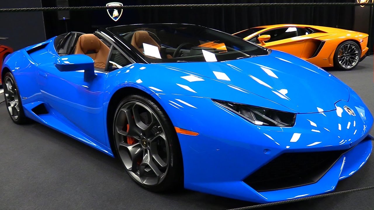 2016 Lamborghini Huracan LP610-4 Spyder - Exterior and Interior Walkaround - 2017 Montreal Auto Show