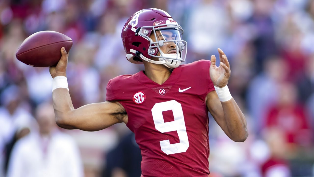 Bryce Young (Alabama QB) vs Arkansas 2021