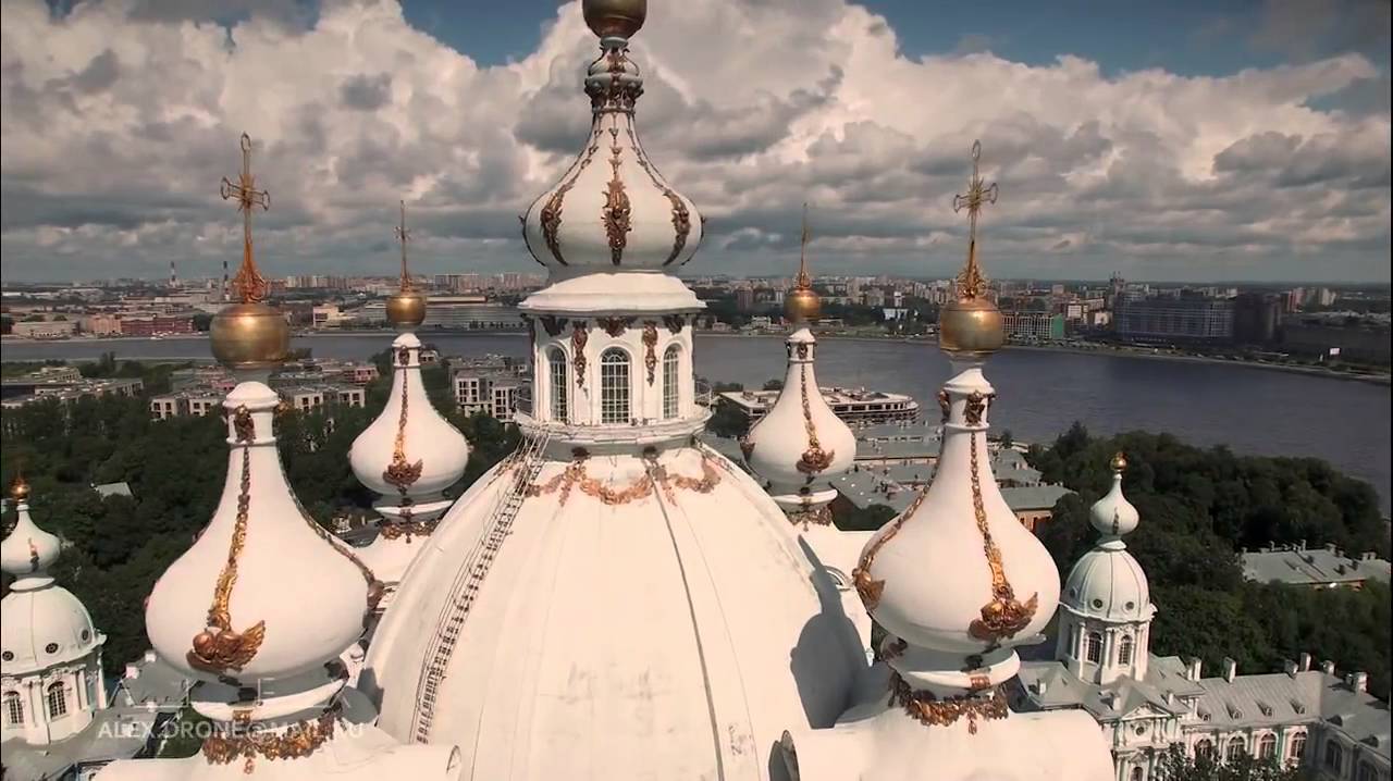 St Petersburg and Peterhof - worth visiting!