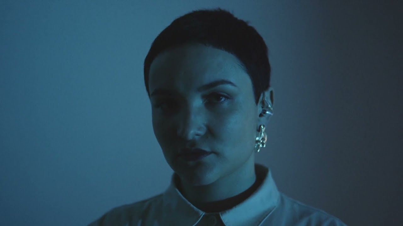 Olicía - Blue Hour (live at Albertinum Lichthof)