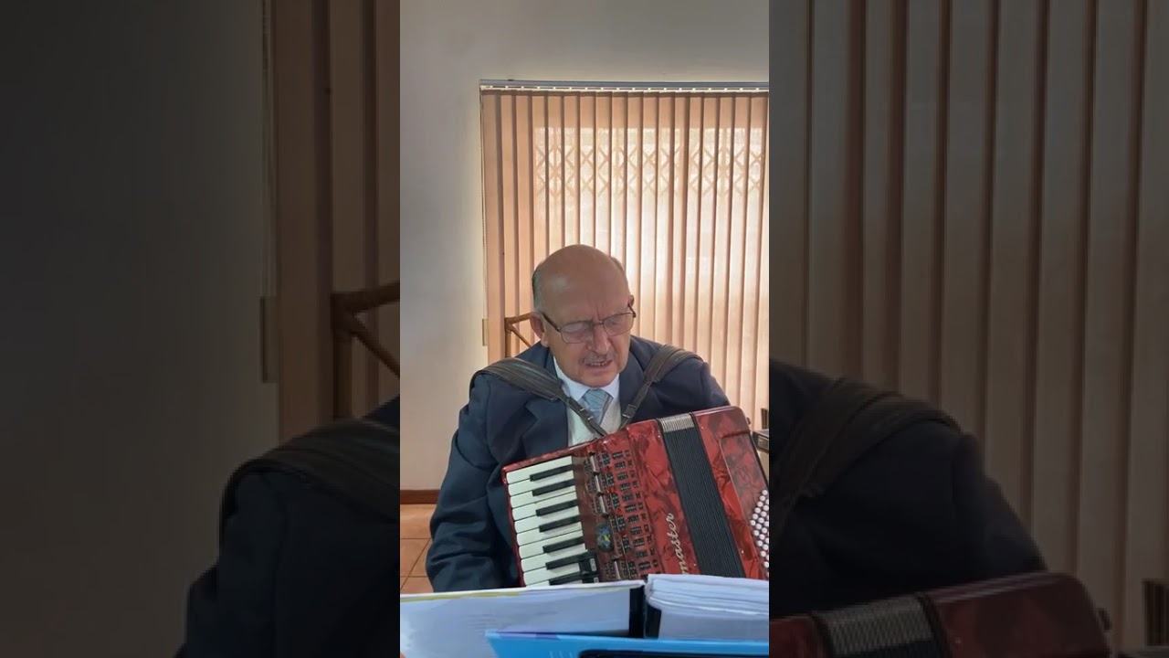 As die erfenis uit die wet is, dan is dit nie meer uit die belofte nie, maar aan Abraham genadiglik