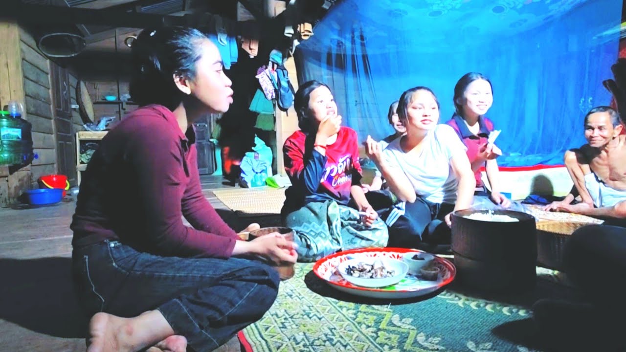 ระหว่างกินข้าวเย็นน้องเลียงและน้องใจดีมีสะใภ้ใหญ่ลุง1 มีนาคม ค.ศ. 2026