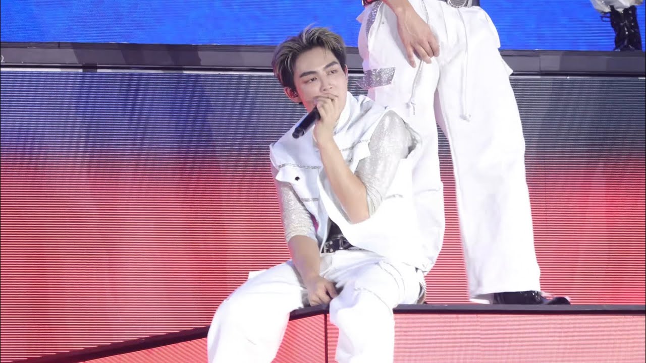 [4k] 251231 สุขสันต์วันคิดถึง [Heart Fancam] #BUSxICONSIAM