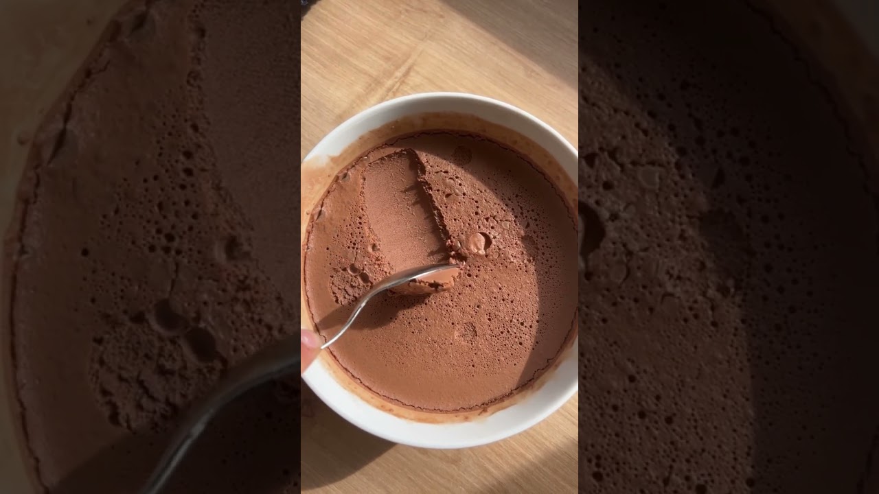 🍫 Mousse de chocolate con s&oacute;lo 2 ingredientes 🤯💥 Rica y saludable 😋