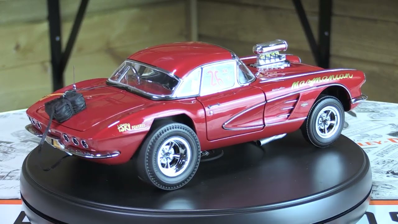 ACME 1:18 SCALE 1961 CHEVROLET CORVETTE GASSER - #26 MAZMANIAN A1800927