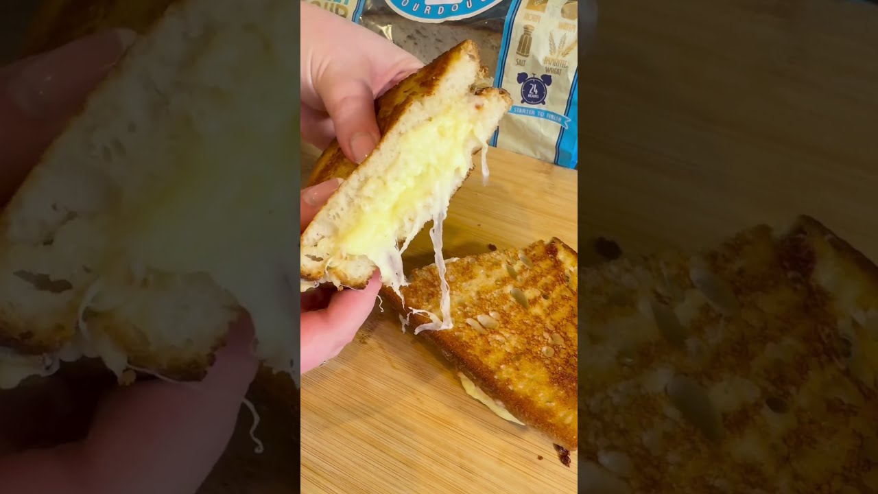 Say hello to the big cheese of toasties 🧀👋